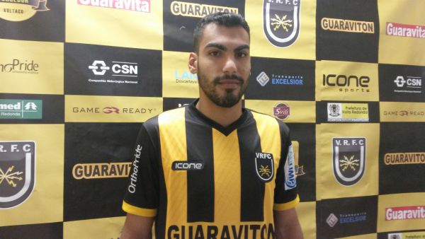 Defensor: Fernando chega para reforçar a zaga do Volta Redonda na Série D (Foto:Divulgação)