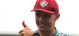 Fluminense promete postura ousada diante do Palmeiras