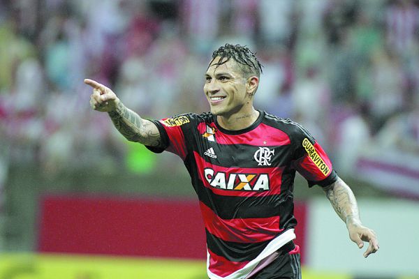 Firme: Guerrero não quer abri vaga no ataque do Flamengo após forte concorrência