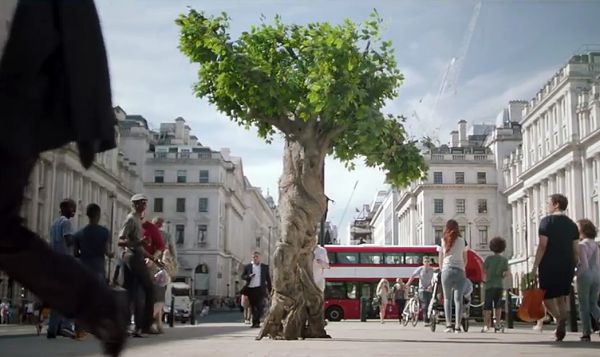 Comercial: A árvore da Unilever não escaparia em Pinheiral (Foto: Divulgação)
