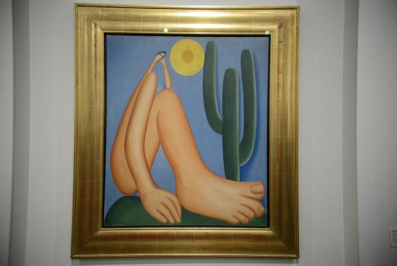 ‘Abaporu’: Obra-prima pintada por Tarsila do Amaral é uma das atrações da exposição ‘A Cor do Brasil’, no Museu de Arte do Rio (Foto: Tomaz Silva/Agência Brasil)