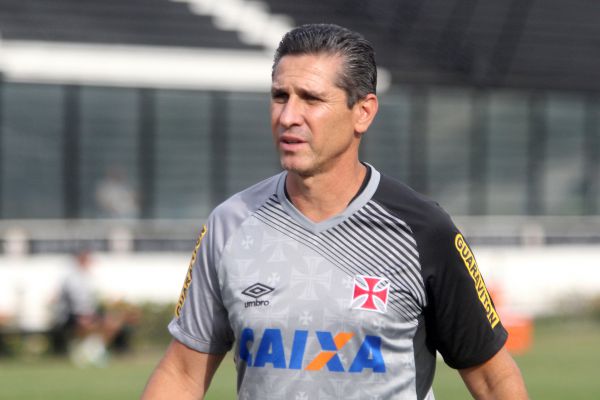 Mistério: Jorginho ainda não havia decidido quem vai escalar para jogo contra o São Paulo