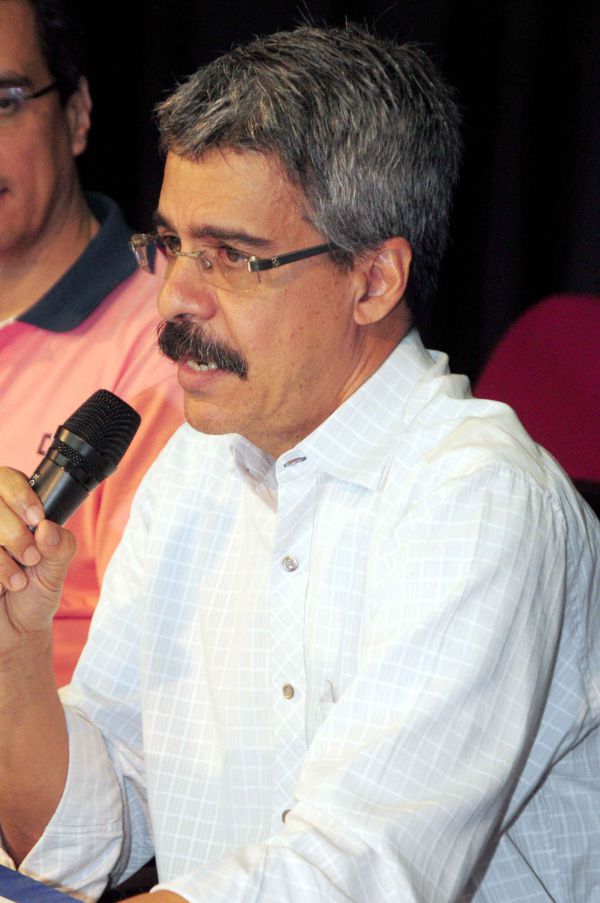 ‘Desde sempre’: Luiz Sérgio se mantém fiel ao PT e votará contra o impeachment (Arquivo)