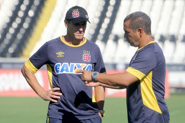 Decide: Jorginho e Zinho vão analisar possibilidade de poupar jogadores na quarta