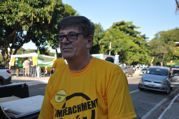 Luizinho diz que "Dilma jogou tudo para debaixo do tapete" (foto: Franciele Bueno)