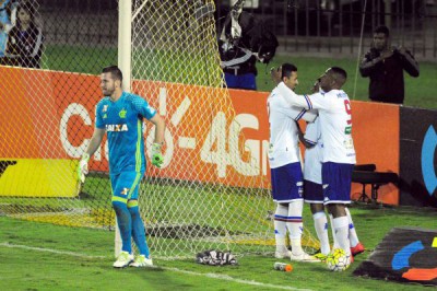 Decepção: Goleiro do Flamengo passa pela festa do Fortaleza (Paulo Dimas)