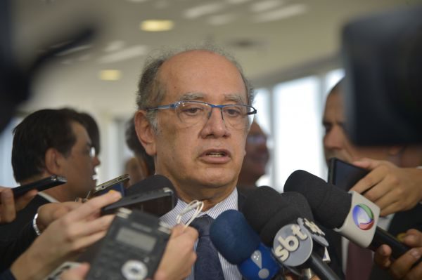 Preocupado: Gilmar mendes acredita em grande volume de processos por causa dos prazos curtos das eleições (Foto: Agência Brasil)