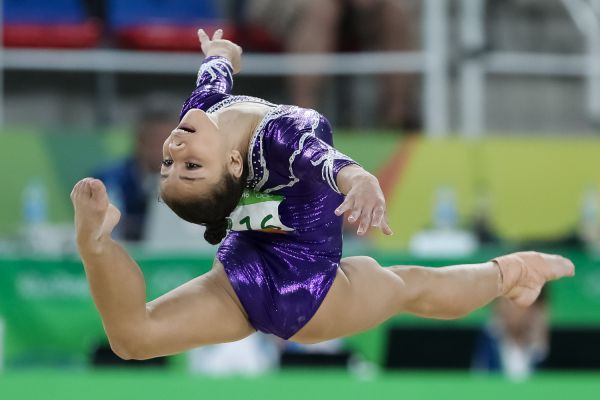 Xodó: Público se animou com a apresentação da pequena notável Flávia Saraiva, de 1m38 (Foto: Divulgação/Ministério do Esporte)