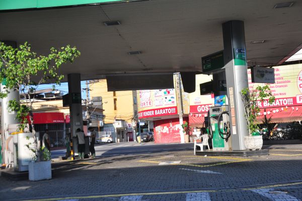 Pesquisa de preço e qualidade se torna rotina em postos de gasolina (Paulo Dimas)