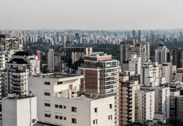 Força: Sozinha, cidade de São Paulo responde por 15% dos serviços no Brasil (Foto: Fotos Públicas)