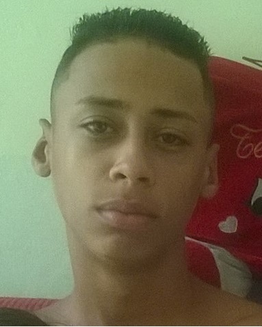 Thales Moreira é uma das vítimas do crime ocorrido em Barra do Piraí (Foto: Reprodução Facebook)