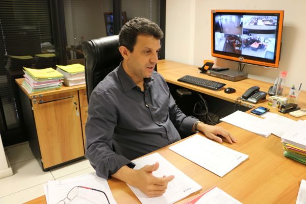 Expectativa: Éverton Rezende acredita que salários estarão em dia até 17 de março (Foto: Chico de Assis - PMBM)