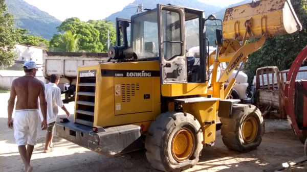 Novos equipamentos são levados para a Ilha Grande para reforçar coleta feita por empresa contratada recentemente (foto: Divulgação) 