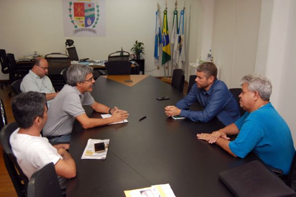 Apoio: Drable frisou que a ajuda do deputado Luiz Sérgio será essencial para o desenvolvimento da cidade (Foto: Chico de Assis/PMBM)