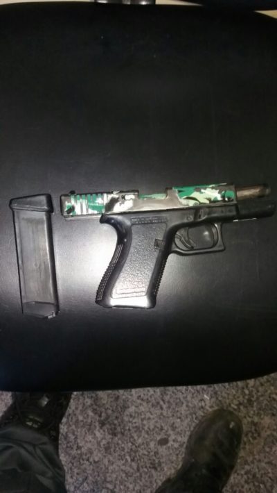 Pistola 380 modelo Glock foi apreendida com jovem no bairro Promorar