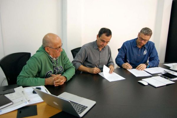 Pelo bem: Parceria foi firmada ontem, no gabinete do prefeito Rodrigo Drable (Foto: Chico de Assis/Ascom PMBM)