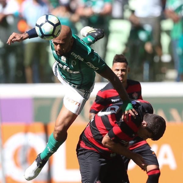 Felipe Melo teve passagem de pouco futebol e boas polêmicas no Palmeiras