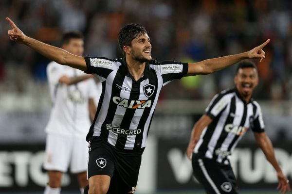 Igor Rabello marcou o gol da vitória do Botafogo sobre o Corinthians (Foto: Vitor Silva / SS Press / Botafogo)