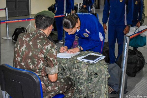 Pela primeira vez, Exército recebe mulheres na Aman para ensino