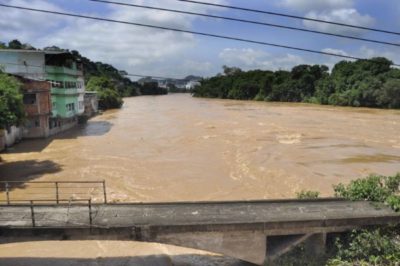 Defesa Civil pede que moradores fiquem alertas quanto a cheia do Rio Paraíba (crédito Paulo Dimas)
