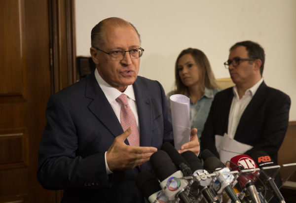 Alckmin é alvo de denúncia e pode ser mais um tucano réu