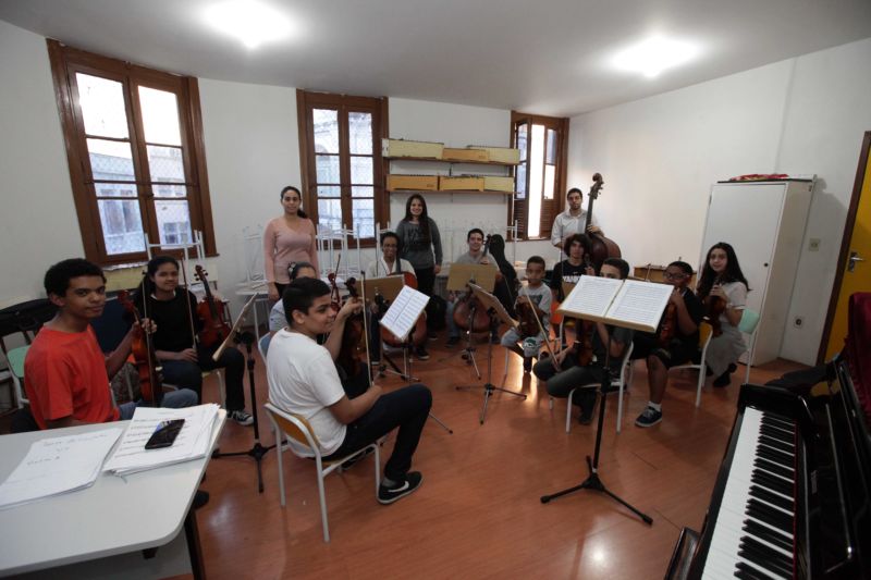 Escola Villa-Lobos abre vagas para cursos técnicos e de formação musical -  Diário do Vale