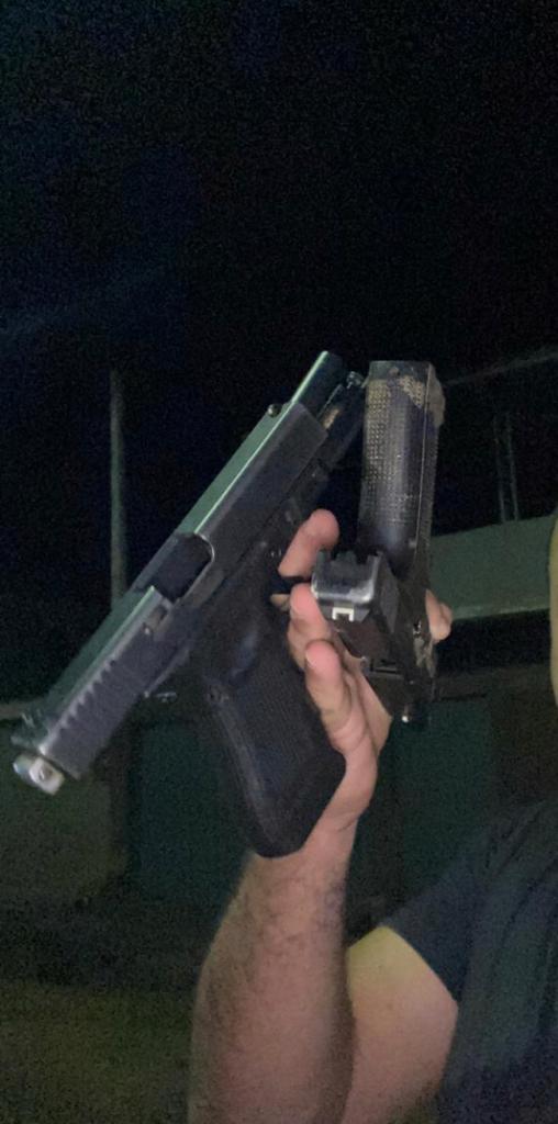 Grupo é flagrado com <b><a href="https://comprararma.com/">armas</a></b> e farto material entorpecente em Três Rios 3 tres rios 2020 11 16