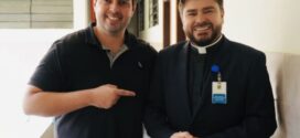 Renan Cury inicia campanha com bênção na Cúria Diocesana
