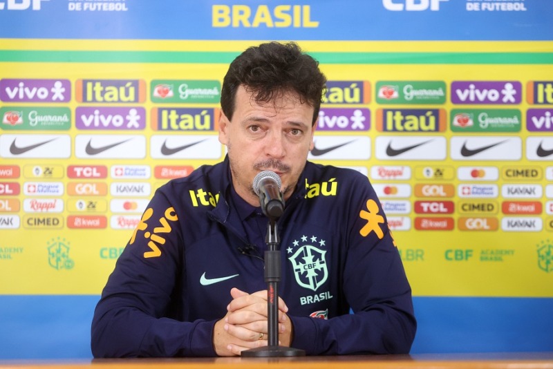 Diniz faz primeira convocação para Eliminatórias da Copa do Mundo 2026