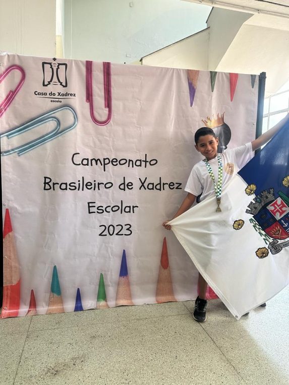 Angrense é medalhista em Campeonato Brasileiro de Xadrez - Prefeitura de  Angra dos Reis