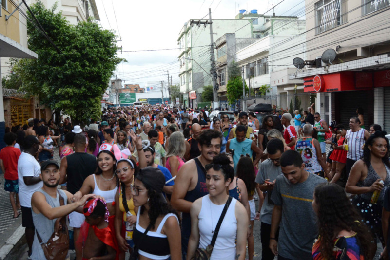 Milhares De Foliões Participam Do Carnaval De Barra Mansa Diário Do Vale